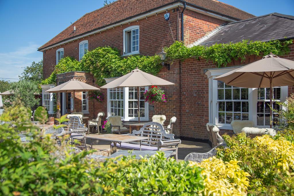 Bedford Arms Hotel Rickmansworth Exterior photo